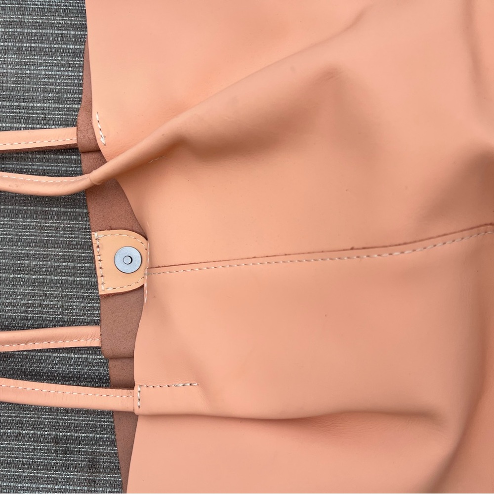 Portland Leather Goods Beige Tote Bag - Chic Everyday Shoulder Bag - Picture 9 of 12